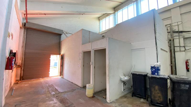 To Let commercial Property for Rent in Maitland Western Cape
